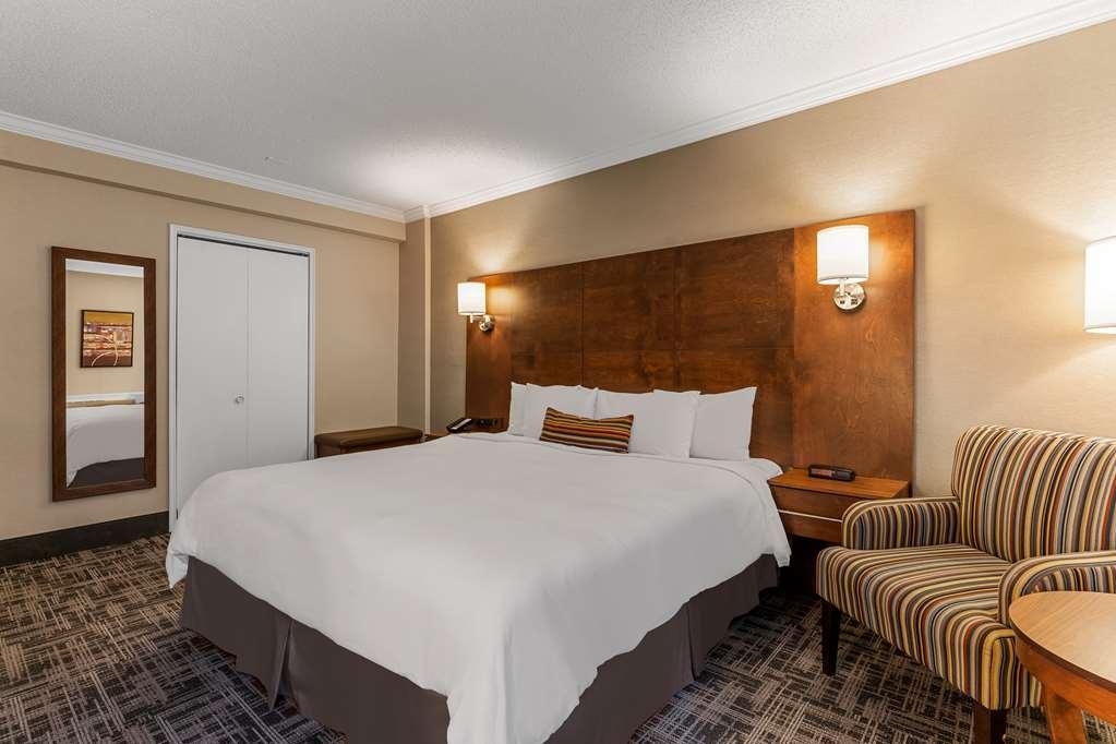 Best Western Ville-Marie Hotel & Suites Монреаль Номер фото
